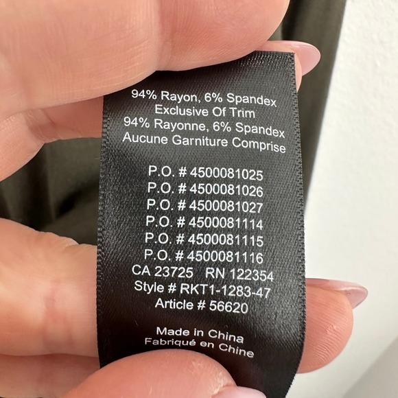 Babaton Women's Tunic Top Olive Green 3/4 Sleeve Round Neck Casual Relaxed - Picture 3 of 7